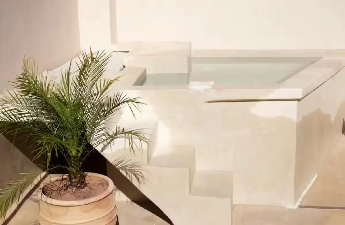 וילה מרקש Riad Dar Sun, Private Medina Gem 2 Pools & Rooftop